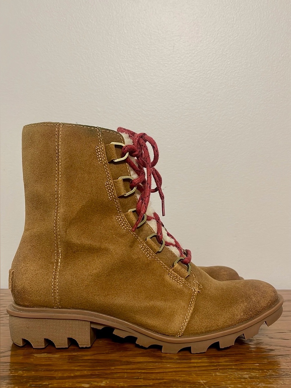 Sorel Brown Suede Lace-Up Boots with Red Laces